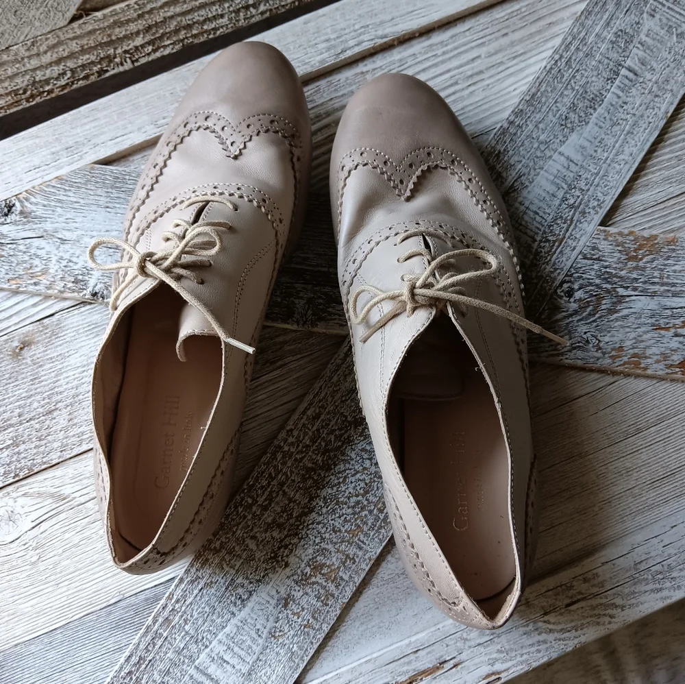 Garnet Hill Women's Taupe Leather Wingtip Oxfords